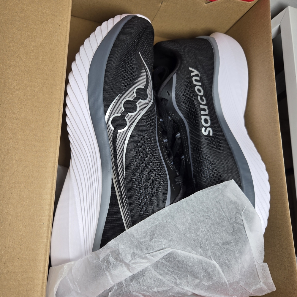 Saucony Kinvara 15 Black and White Sneakers